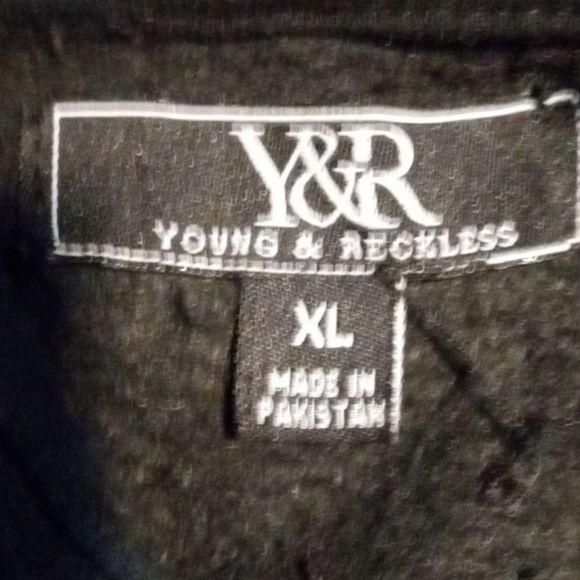 Young and Reckless - Picture 2 of 4